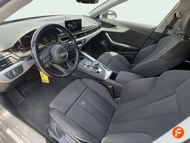 Foto 35 Audi A4 S line 35 TFSI 110 kW (150 CV) S tronic