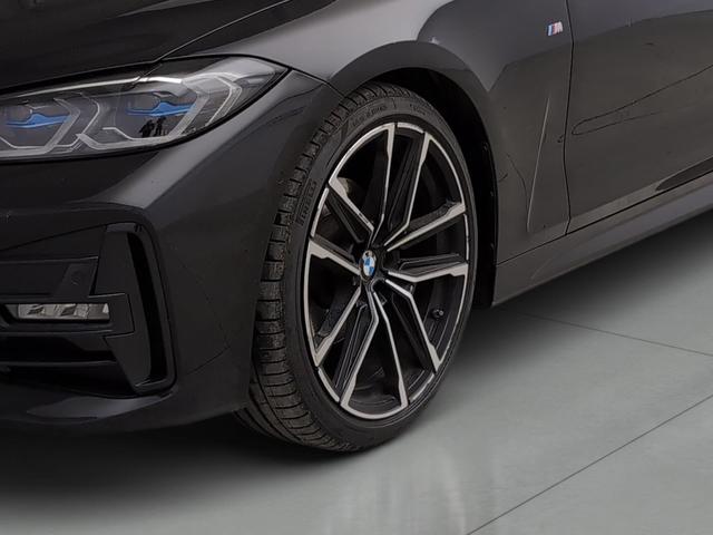 BMW Serie 4 420d Cabrio color Negro. Año 2024. 140KW(190CV). Híbrido Electro/Diesel. En concesionario Automotor Premium Marbella - Málaga de Málaga