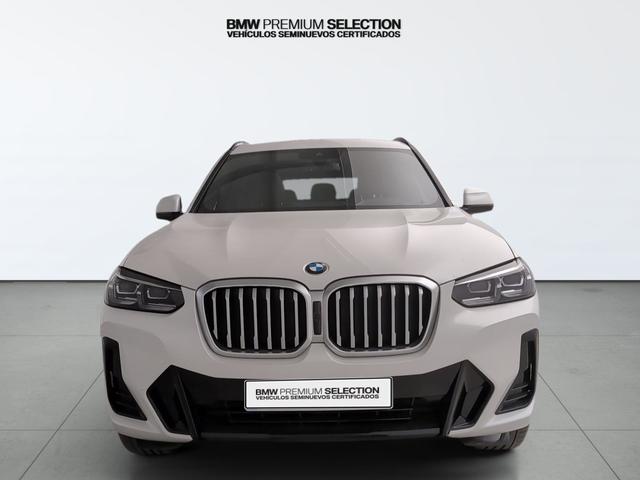 BMW X3 xDrive20d color Blanco. Año 2024. 140KW(190CV). Diésel. En concesionario Automotor Premium Viso - Málaga de Málaga