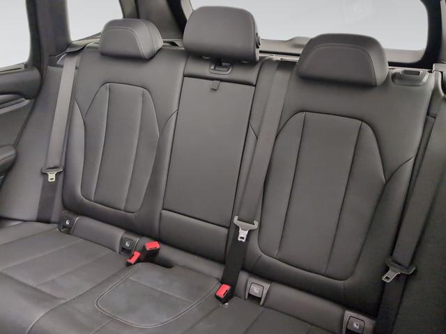 BMW X3 xDrive20d color Blanco. Año 2024. 140KW(190CV). Diésel. En concesionario Automotor Premium Viso - Málaga de Málaga