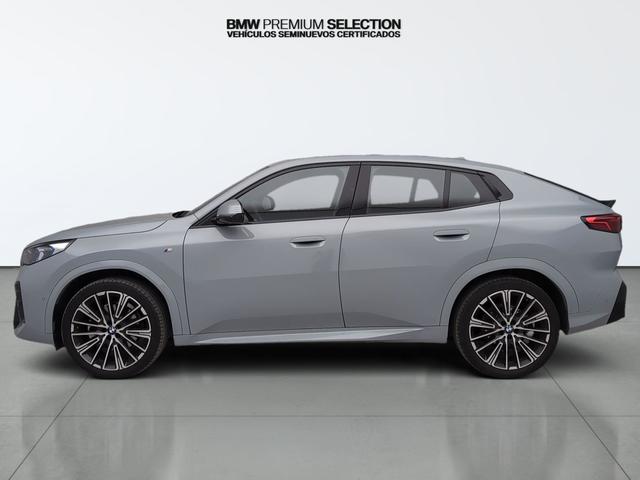 BMW X2 sDrive20i color Gris. Año 2024. 125KW(170CV). Gasolina. En concesionario Automotor Premium Viso - Málaga de Málaga