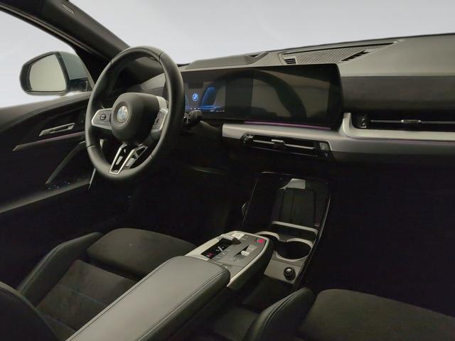 BMW X2 sDrive20i color Gris. Año 2024. 125KW(170CV). Gasolina. En concesionario Automotor Premium Viso - Málaga de Málaga