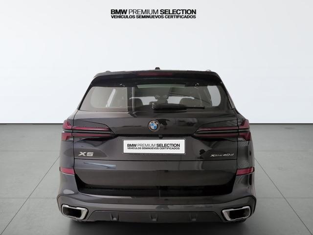 BMW X5 xDrive40d color Negro. Año 2024. 259KW(352CV). Diésel. En concesionario Automotor Premium Viso - Málaga de Málaga