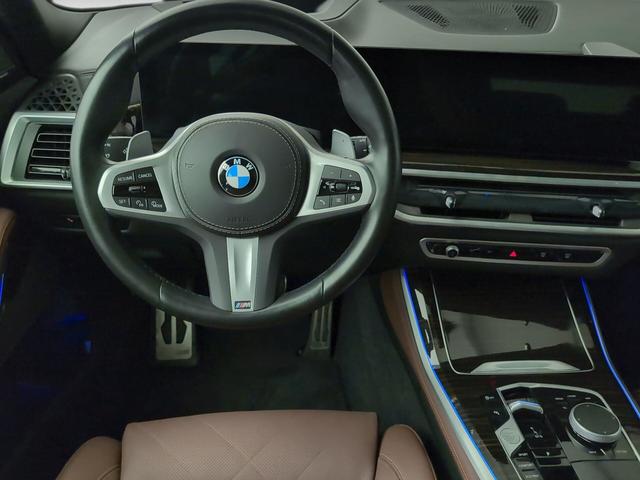 BMW X5 xDrive40d color Negro. Año 2024. 259KW(352CV). Diésel. En concesionario Automotor Premium Viso - Málaga de Málaga