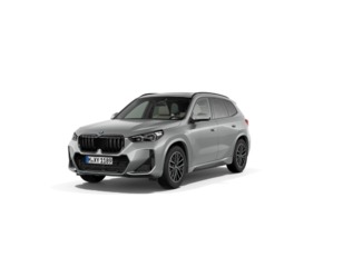 Fotos de BMW X1 sDrive20i color Gris Plata. Año 2024. 125KW(170CV). Híbrido Electro/Gasolina. En concesionario Automotor Premium Velázquez - Málaga de Málaga