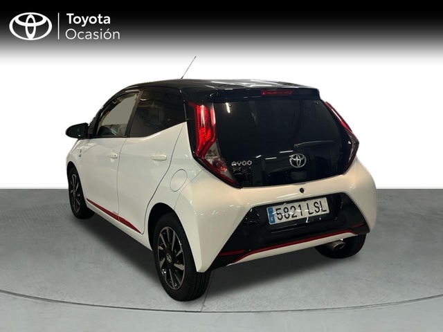 Toyota Aygo 70 x-sport 53 kW (72 CV)
