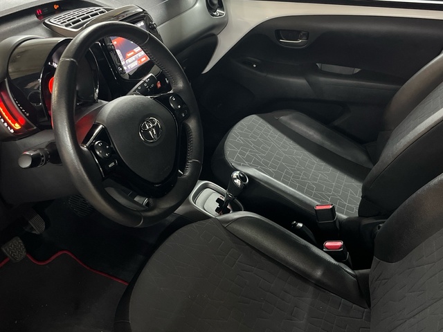 Toyota Aygo 70 x-sport 53 kW (72 CV)
