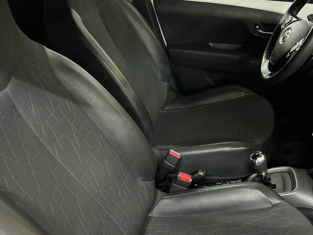 Toyota Aygo 70 x-sport 53 kW (72 CV)