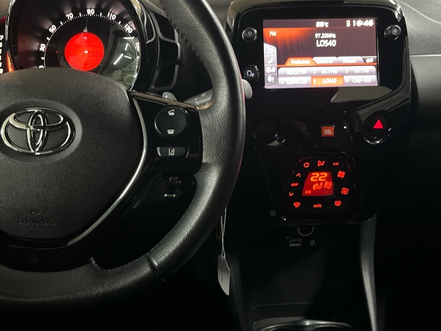 Toyota Aygo 70 x-sport 53 kW (72 CV)