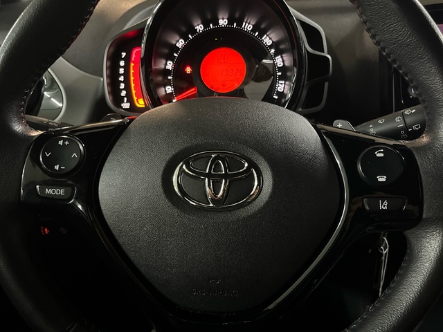 Toyota Aygo 70 x-sport 53 kW (72 CV)