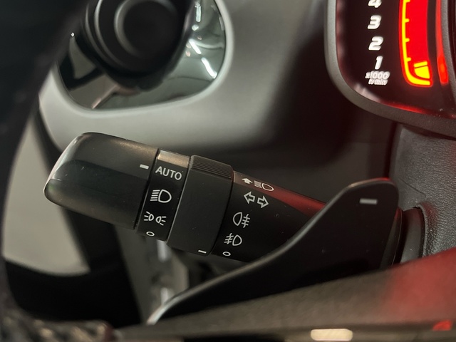Toyota Aygo 70 x-sport 53 kW (72 CV)