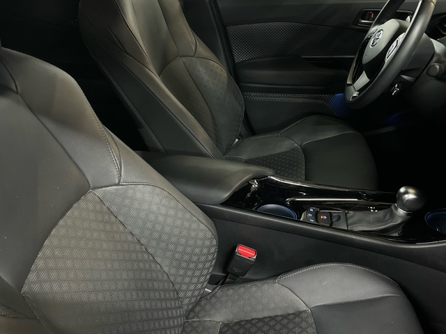 Toyota C-HR 180H Advance Luxury 135 kW (184 CV)