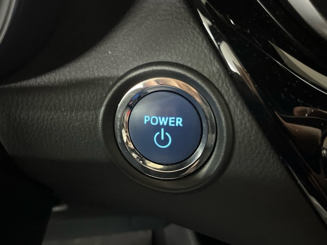 Toyota C-HR 180H Advance Luxury 135 kW (184 CV)