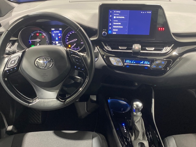 Toyota C-HR 1.8 125H Advance 90 kW (122 CV)