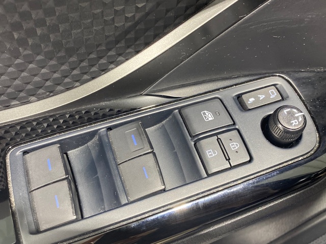 Toyota C-HR 1.8 125H Advance 90 kW (122 CV)
