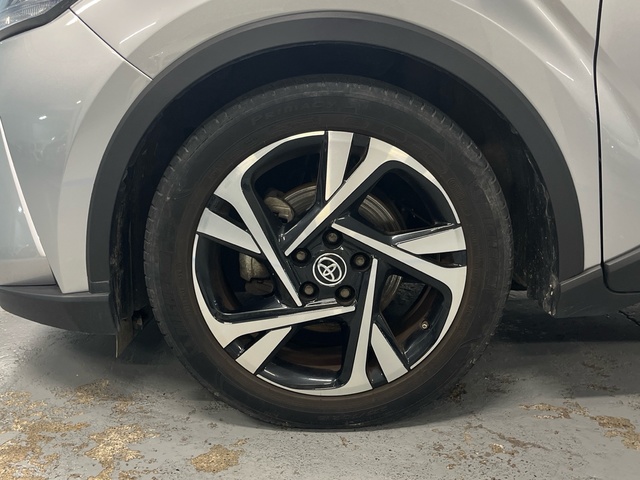 Toyota C-HR 1.8 125H Advance 90 kW (122 CV)