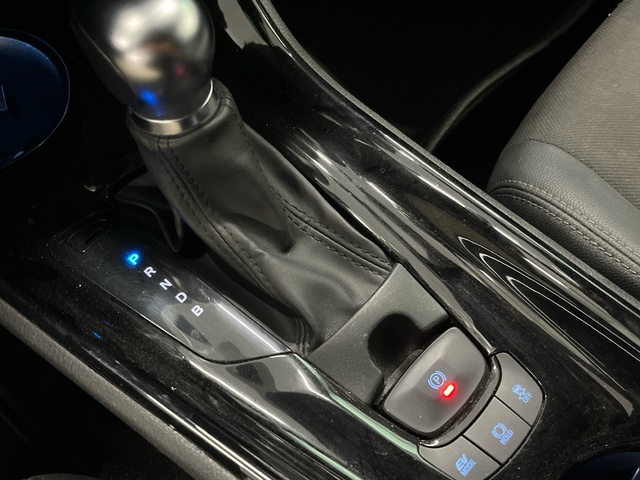 Toyota C-HR 1.8 125H Advance 90 kW (122 CV)