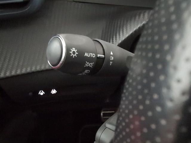 Peugeot 208 PureTech 130 GT Line EAT8 96 kW (130 CV)