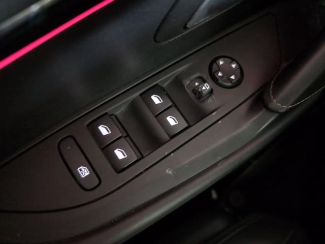 Peugeot 208 PureTech 130 GT Line EAT8 96 kW (130 CV)