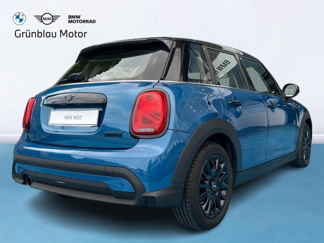 fotoG 3 del MINI MINI 5 Puertas Cooper 100 kW (136 CV) 136cv Gasolina del 2021 en Cantabria