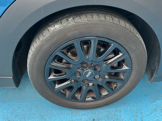 fotoG 18 del MINI MINI 5 Puertas Cooper 100 kW (136 CV) 136cv Gasolina del 2021 en Cantabria