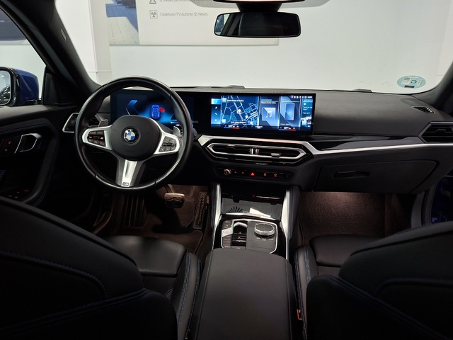 BMW Serie 2 220i Coupe color Azul. Año 2024. 135KW(184CV). Gasolina. En concesionario Automoviles Bertolin, S.L. de Valencia
