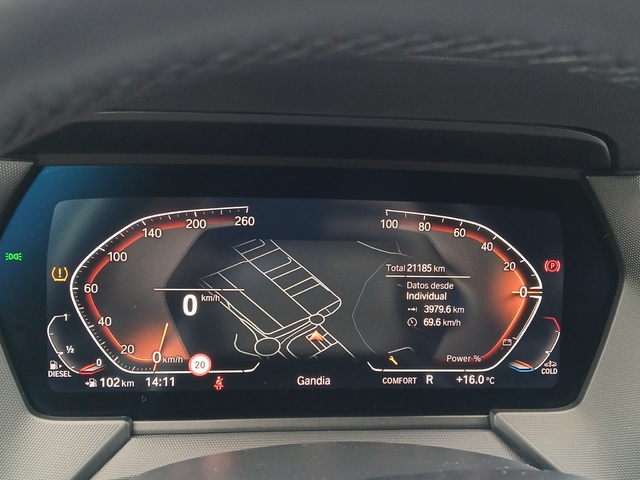 BMW Serie 1 118d color Negro. Año 2024. 110KW(150CV). Diésel. En concesionario GANDIA Automoviles Fersan, S.A. de Valencia