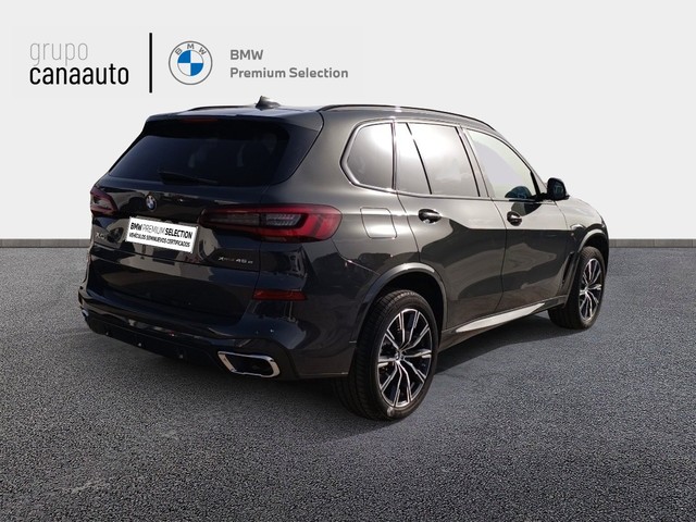 BMW X5 xDrive45e color Gris. Año 2021. 290KW(394CV). Híbrido Electro/Gasolina. En concesionario TACO de Sta. C. Tenerife