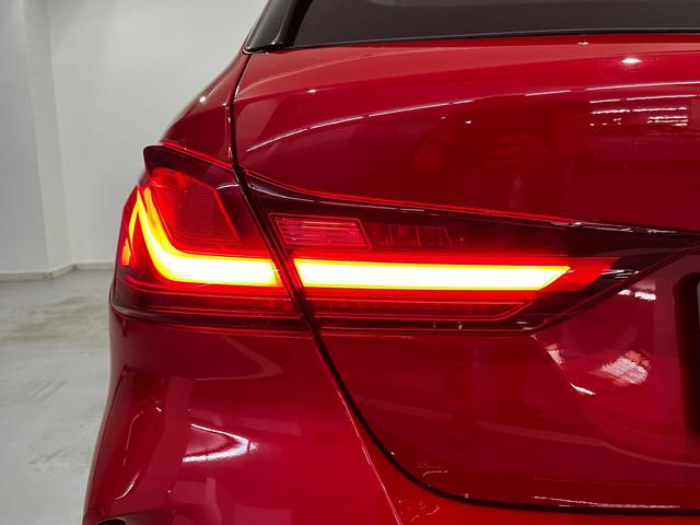 BMW Serie 1 118d color Rojo. Año 2020. 110KW(150CV). Diésel. En concesionario Unicars Ponent de Lleida