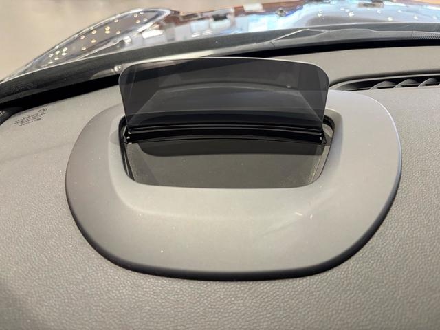 fotoG 26 del MINI MINI Cooper 100 kW (136 CV) 136cv Gasolina del 2021 en Almería