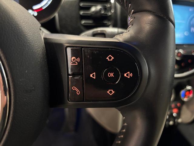 fotoG 27 del MINI MINI Cooper 100 kW (136 CV) 136cv Gasolina del 2021 en Almería