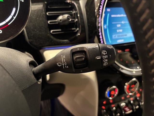 fotoG 29 del MINI MINI Cooper 100 kW (136 CV) 136cv Gasolina del 2021 en Almería