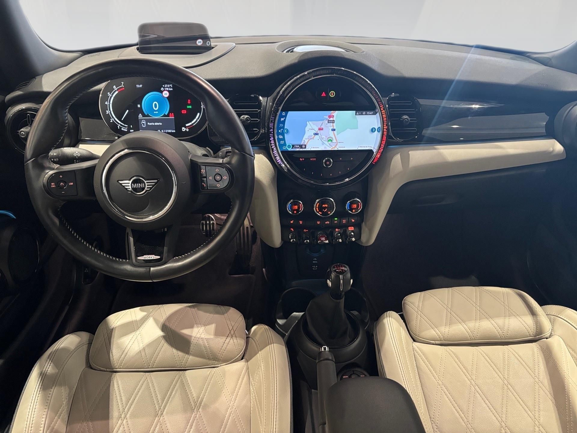 fotoG 6 del MINI MINI Cooper 100 kW (136 CV) 136cv Gasolina del 2021 en Almería