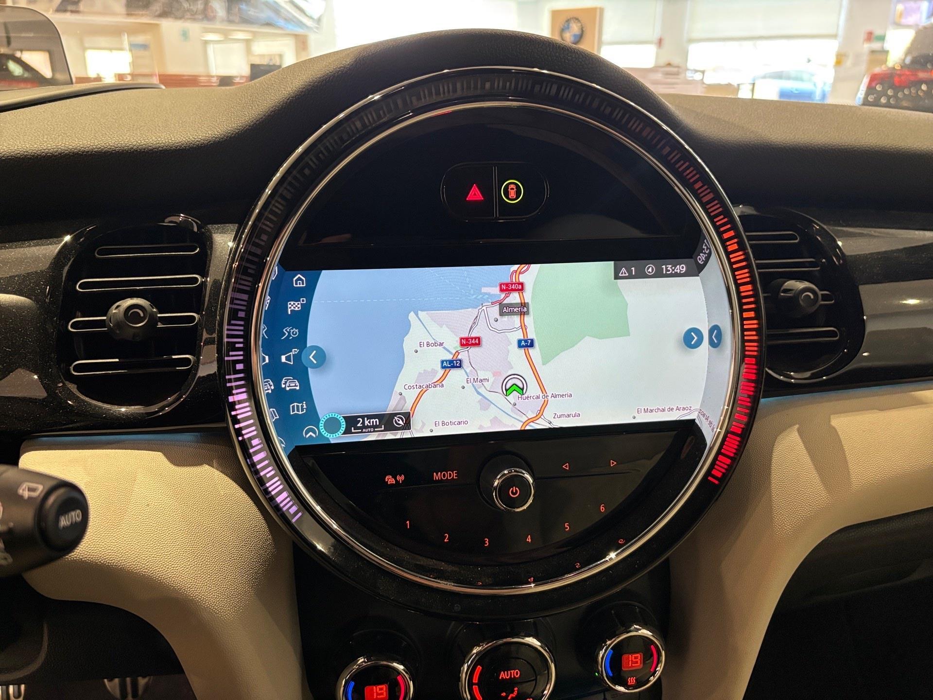 fotoG 17 del MINI MINI Cooper 100 kW (136 CV) 136cv Gasolina del 2021 en Almería