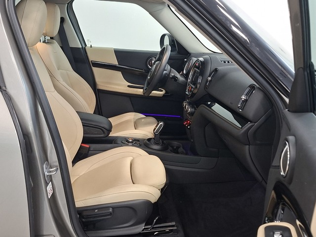 fotoG 17 del MINI MINI Countryman Cooper 100 kW (136 CV) 136cv Gasolina del 2020 en Valencia