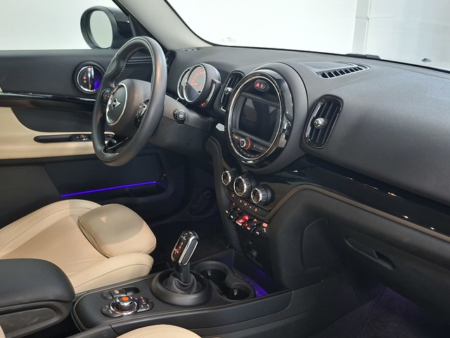 fotoG 18 del MINI MINI Countryman Cooper 100 kW (136 CV) 136cv Gasolina del 2020 en Valencia