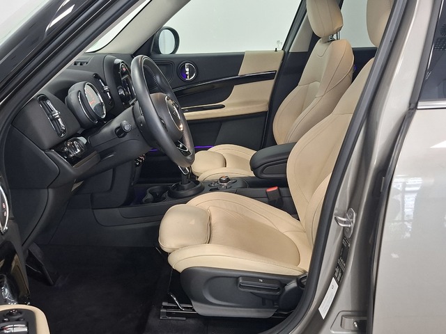 fotoG 21 del MINI MINI Countryman Cooper 100 kW (136 CV) 136cv Gasolina del 2020 en Valencia