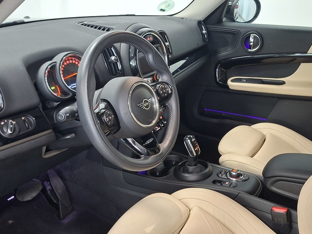 fotoG 22 del MINI MINI Countryman Cooper 100 kW (136 CV) 136cv Gasolina del 2020 en Valencia