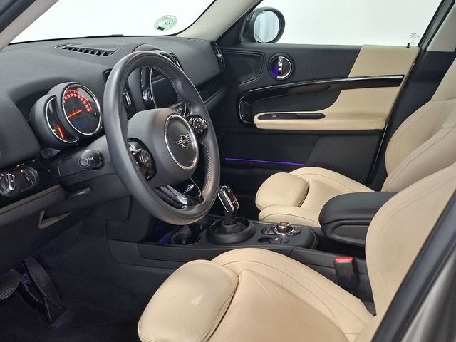 fotoG 23 del MINI MINI Countryman Cooper 100 kW (136 CV) 136cv Gasolina del 2020 en Valencia