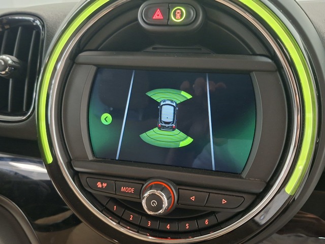 fotoG 32 del MINI MINI Countryman Cooper 100 kW (136 CV) 136cv Gasolina del 2020 en Valencia