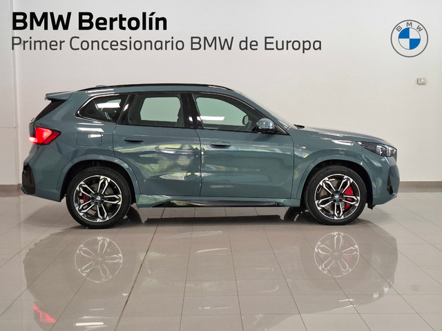 BMW X1 sDrive20i color Verde. Año 2024. 125KW(170CV). Gasolina. En concesionario Automoviles Bertolin S.L. de Valencia