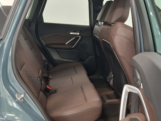 BMW X1 sDrive20i color Verde. Año 2024. 125KW(170CV). Gasolina. En concesionario Automoviles Bertolin S.L. de Valencia