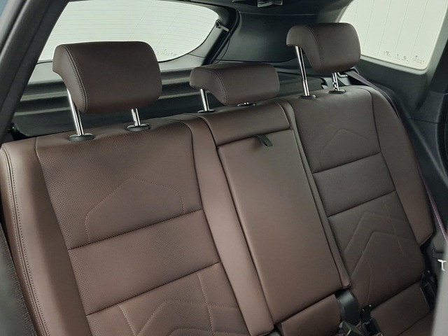 BMW X1 sDrive20i color Verde. Año 2024. 125KW(170CV). Gasolina. En concesionario Automoviles Bertolin S.L. de Valencia