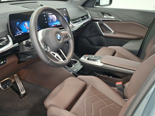 BMW X1 sDrive20i color Verde. Año 2024. 125KW(170CV). Gasolina. En concesionario Automoviles Bertolin S.L. de Valencia