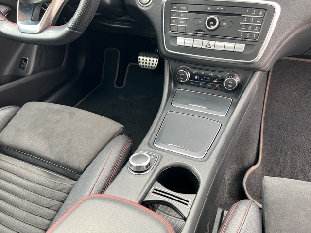 Mercedes-Benz CLA 180 90 kW (122 CV)