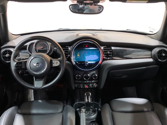 fotoG 6 del MINI MINI 5 Puertas Cooper 100 kW (136 CV) 136cv Gasolina del 2022 en Madrid