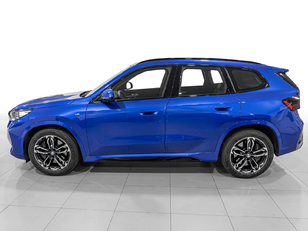 Fotos de BMW X1 sDrive20d color Azul. Año 2024. 120KW(163CV). Diésel. En concesionario Caetano Cuzco, Alcalá de Madrid