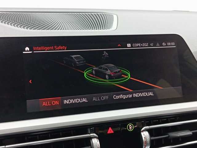 BMW Serie 3 318d color Negro. Año 2022. 110KW(150CV). Diésel. En concesionario Augusta Aragon S.A. de Zaragoza