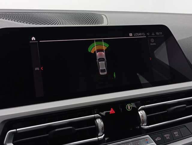 BMW Serie 3 318d color Negro. Año 2022. 110KW(150CV). Diésel. En concesionario Augusta Aragon S.A. de Zaragoza