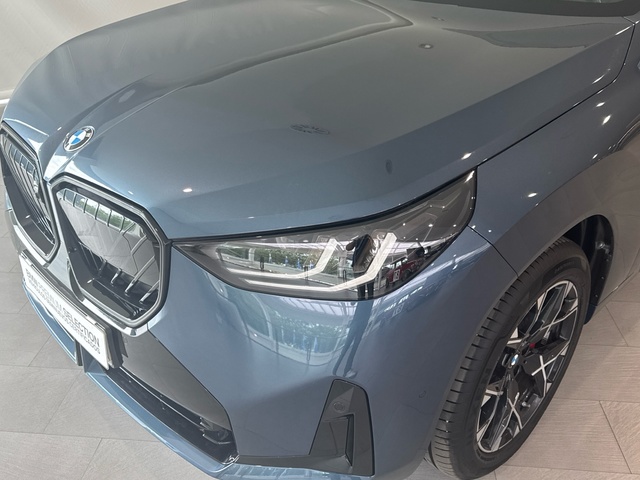 BMW X3 xDrive20d color Azul. Año 2024. 145KW(197CV). Diésel. En concesionario Motor Gorbea de Álava